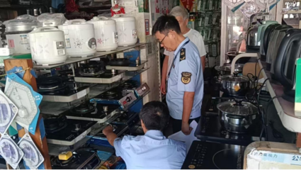 筑牢安全防線 五河縣加強燃氣灶管閥監督檢查，規范家用電器零配件銷售